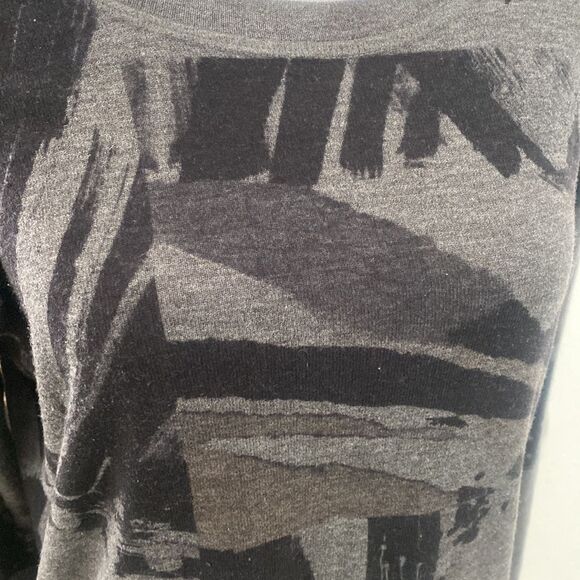 Nally & Millie Hi-Lo Sweater - Picture 3 of 6